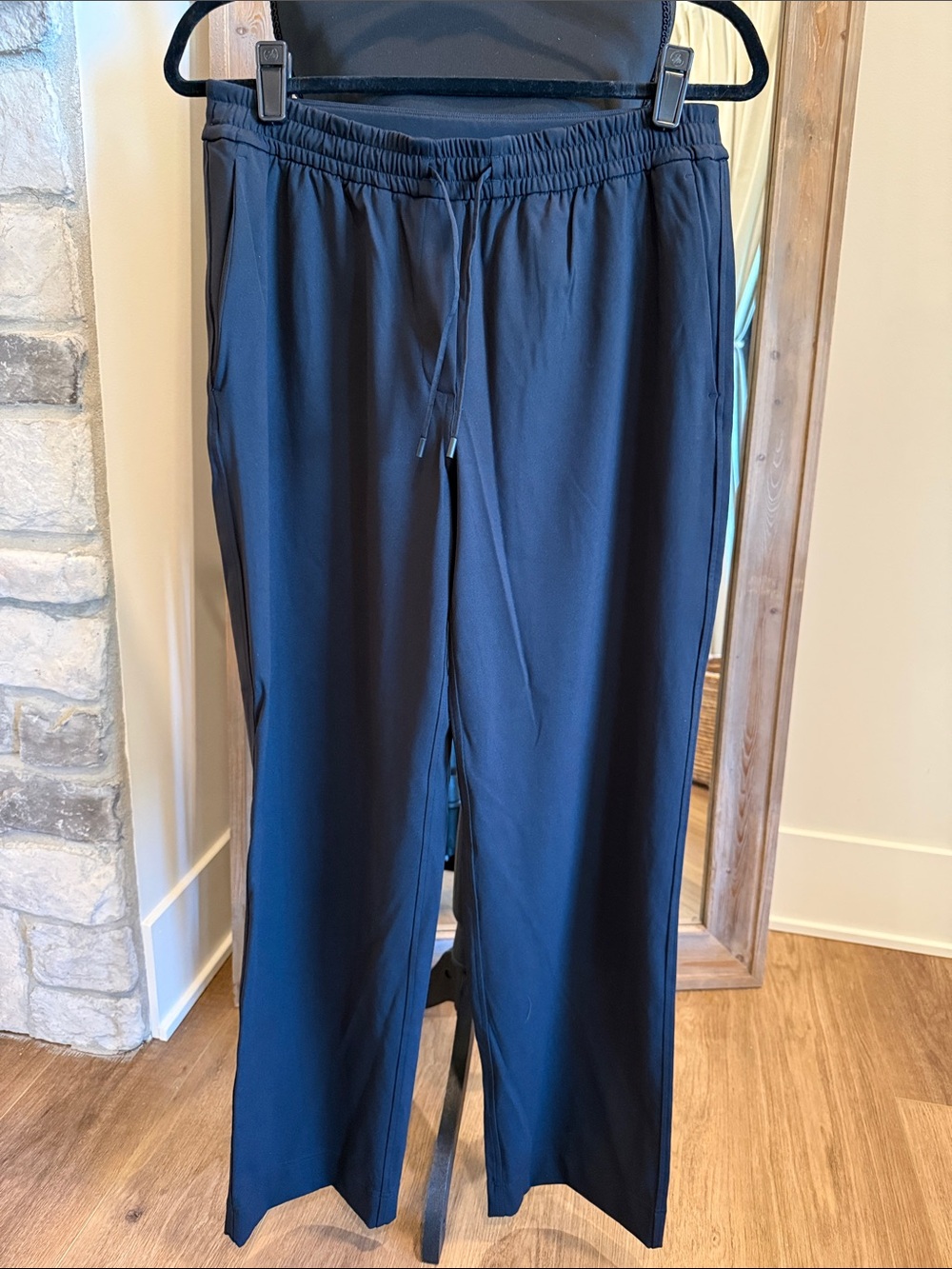 lululemon athletica Black Elastic Waist Wide-Leg Pants